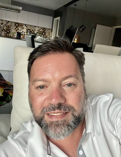 Pascal 54 ans Bastogne Belgique