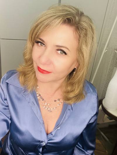 Svetlana 55 ans Санкт-Петербург Russie