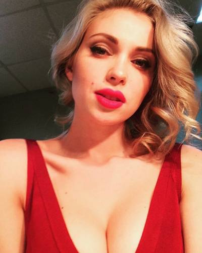 Olena 37 ans Krasnograd Ukraine