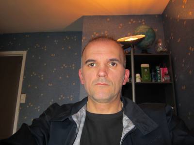 Philippe 54 лет St Amand Montrond Франция
