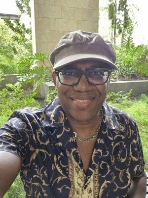 Franck 59 ans Paris France