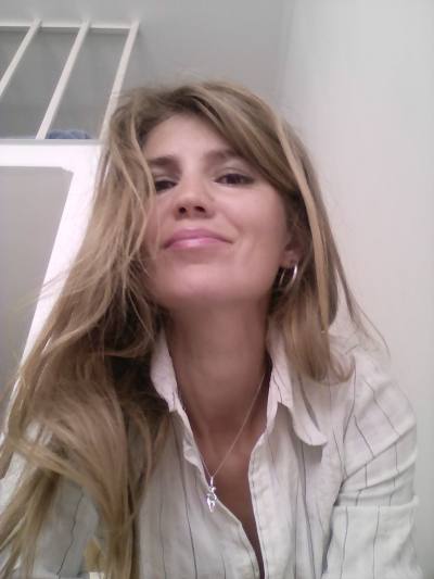 Natasha 46 ans Санкт- Петербург Russie