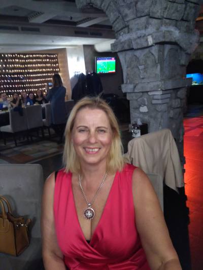 Lina 65 ans Minsk Biélorussie