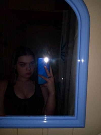 Анна 26 ans Владимир Russie