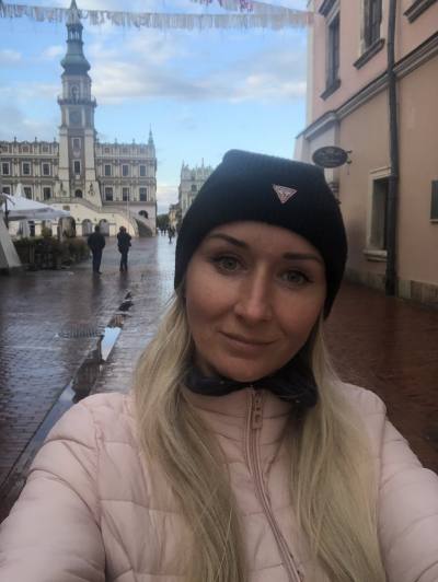 Anna 40 ans Rivne Ukraine