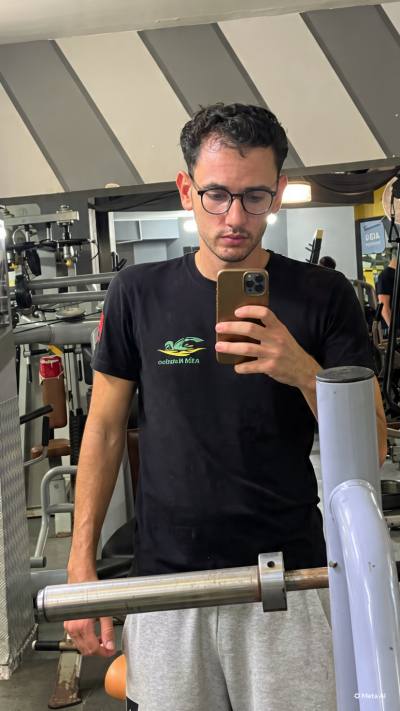 Souhaib 24 лет Marsa Тунис
