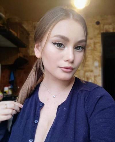 Alyona 26 ans Dnipro Ukraine
