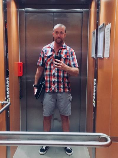 Andrew 49 ans Darwin Australie