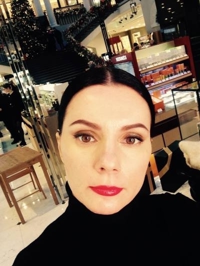 Yulia 38 ans Saint Petersburg Russie