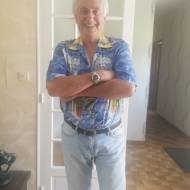 Guy 76 лет Blaye Франция
