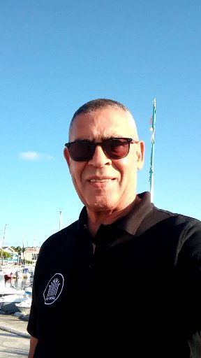 Moris 67 лет Bordeaux  Франция
