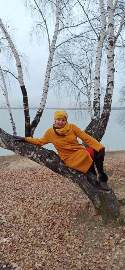 Елена 57 ans Иркутск Russie