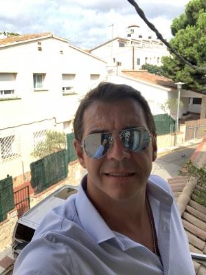 Paulo 52 лет Saint-pereuse Франция