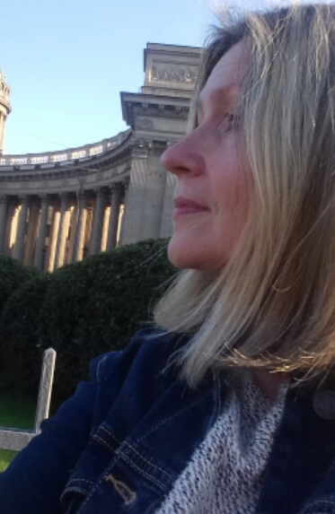Marina 66 ans Saint Petersburg Russie