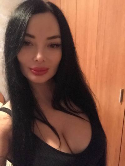 Gulya 41 ans Ницца Russie