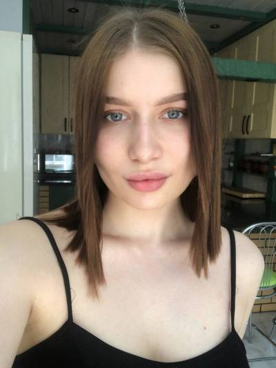 Оksana 20 ans харків Ukraine