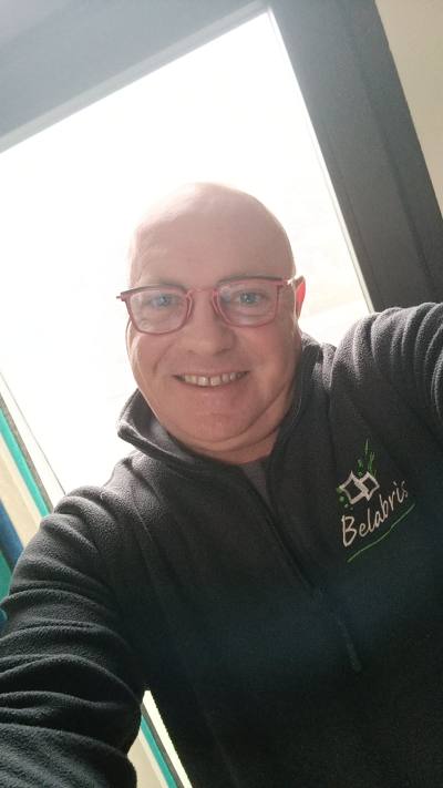 Oli 55 ans Namur Belgique