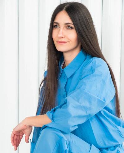 Elena 39 ans Minsk Biélorussie
