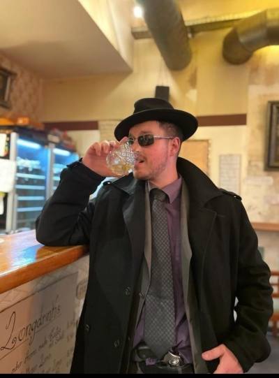 Tom 29 лет Tübingen  Германия