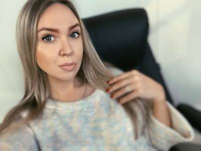 Ekaterina 32 ans Donetsk Ukraine