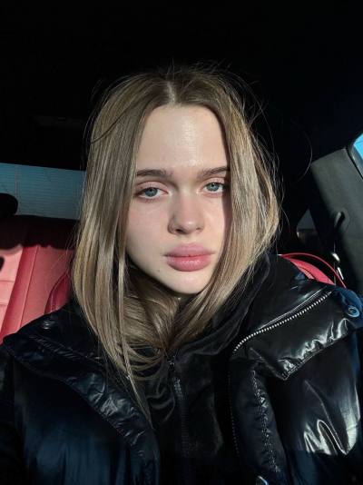 Anastasiia 29 years Токмак  Ukraine