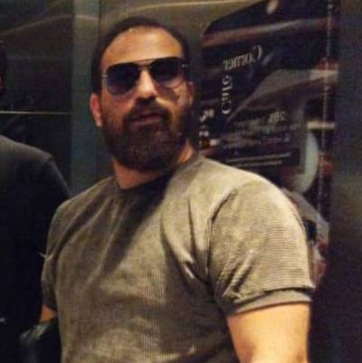 Reza 35 ans Doha Qatar