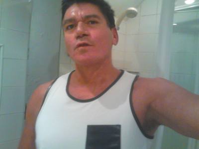 Gilbert 59 ans Westport Irlande