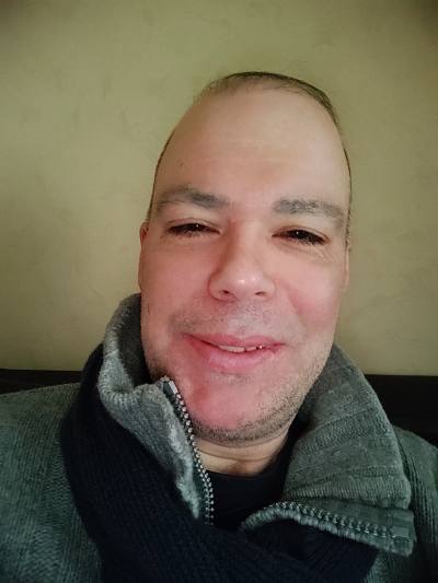Alexandre 49 ans Saint-Étienne France