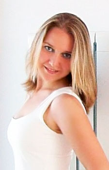 Anna 43 ans Bucarest Roumanie