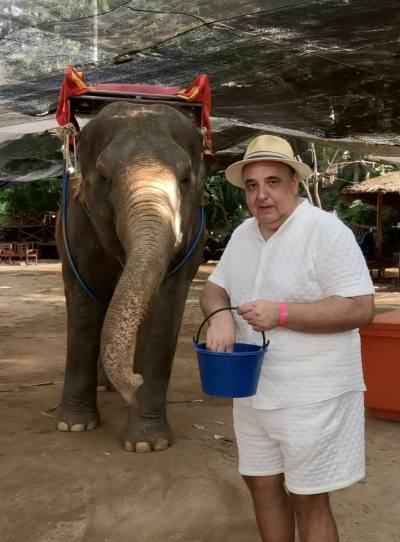 Adalbert 58 ans Berlin Allemagne