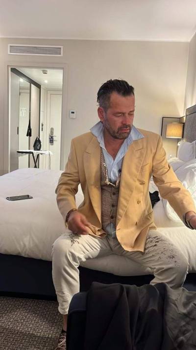 Francesco 49 ans Macerata  Italie