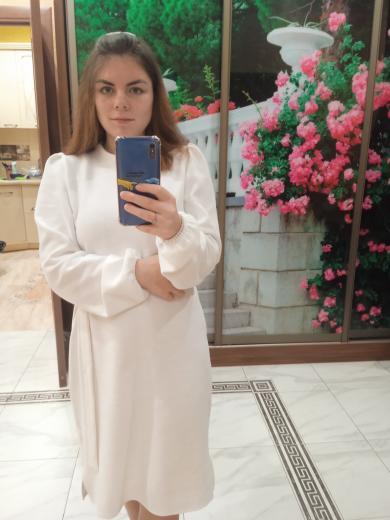 Кarina 23 ans Смт Ратне Ukraine