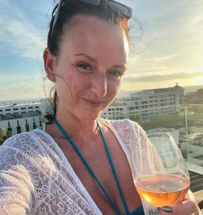 Juliana 35 ans Bonn Allemagne