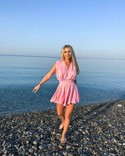Elena 32 ans Moscow Russie