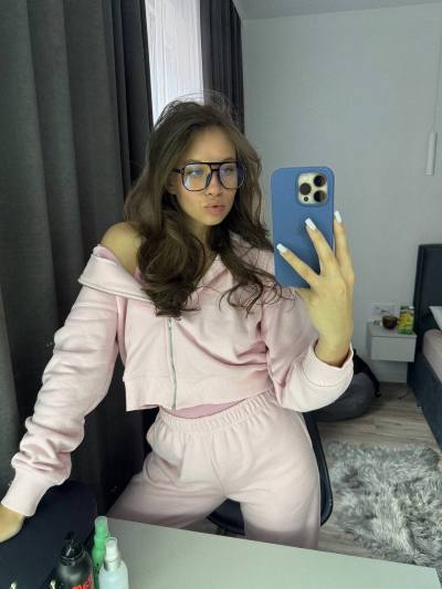 Полина 29 years  Ukraine