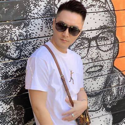 Jian 21 ans Shanghai Chine