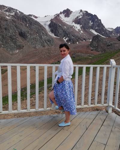 Elvira 47 ans Shymkent Kazakhstan
