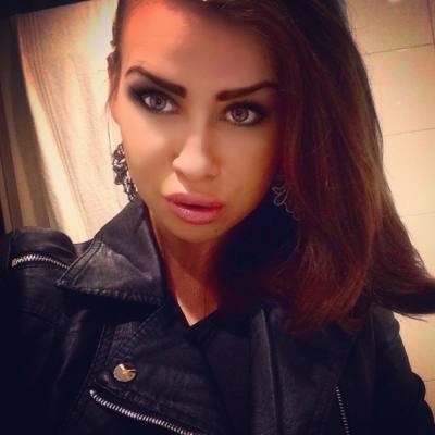 Sofia 32 ans Paris France
