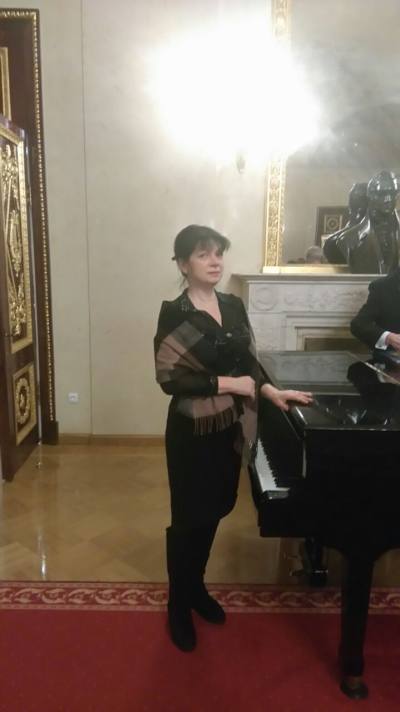 Елена 62 ans Санкт-Петербург Russie