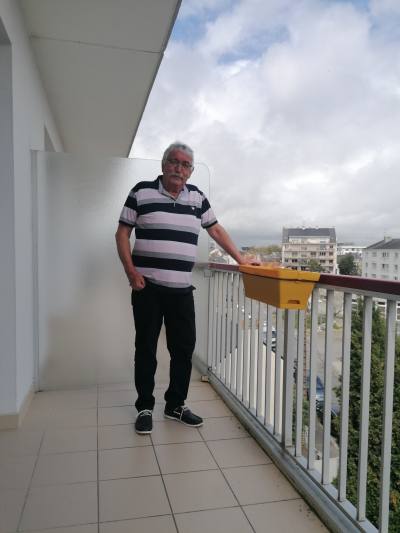 Maurice 61 лет St  Nazaire Франция