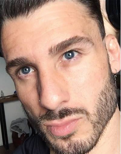 Jean yves 36 ans Lyon France