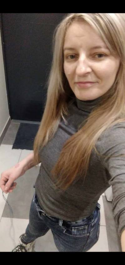 Sasha 32 ans Львов Ukraine