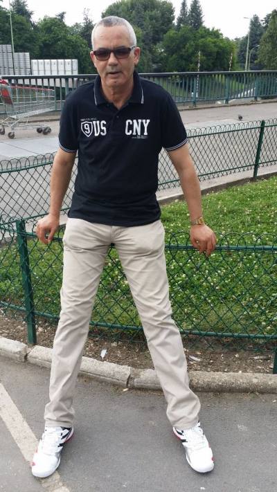 Jean claude 55 лет Issue Les Moulineaux Франция