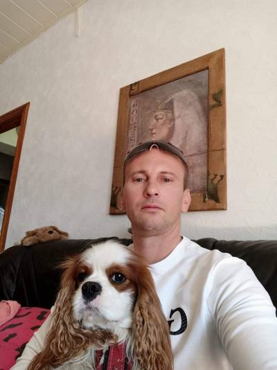 Dmitrij 47 ans Ahus Suède