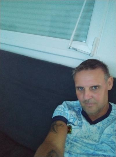 Cédric 46 ans Bas En Basset France
