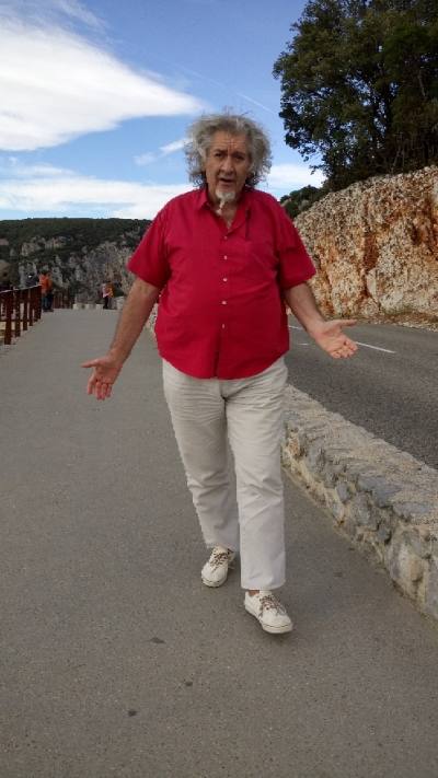 Jacques 56 лет Saint-rémy-sur-durolle Франция