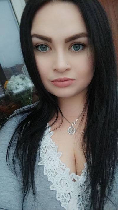 Ilona 25 ans Kryvyi Rih  Ukraine