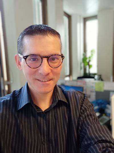 Olivier 54 лет Paris Франция