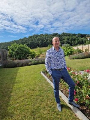 Gontran 46 ans Aiseau  Belgique
