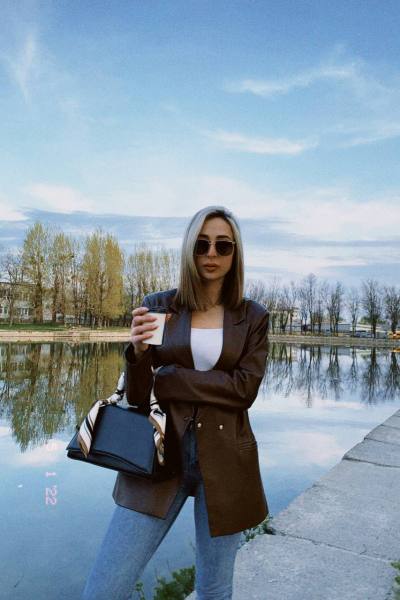 Anastasia 24 ans Маріуполь Ukraine